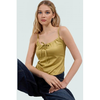 Şık Saten Bluz Kalp Yaka Kolsuz Tasarım Rahat Günlük Kombin Ve Zarifane