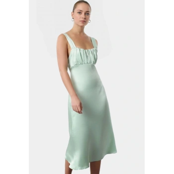 Şık Saten Midi Elbise Kare Yaka Bodycon Kesim Yüksek Kalite Rahat Kullanım Profesyonel Görünüm