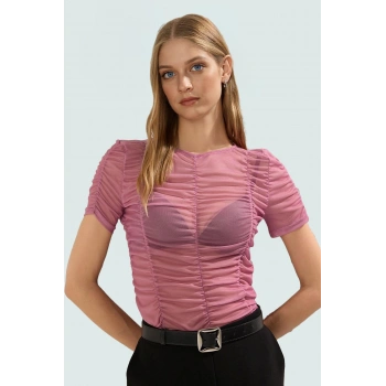 Şık ve Rahat Örme Bluz Büzgü Detaylı Fitted Kalıp Trend Tasarım Seçkin Malzeme