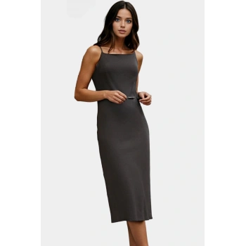Şık ve Rahat Örme Midi Elbise Günlük Casual Stil Mükemmel Uyum Profesyonel Görünüm Premium Kalite