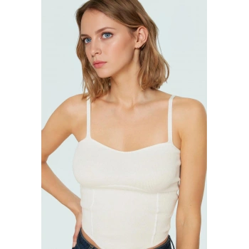 Super Crop Büstiyer Triko Kumaş Kalp Yaka İnce Askılı Rahat Günlük Stil