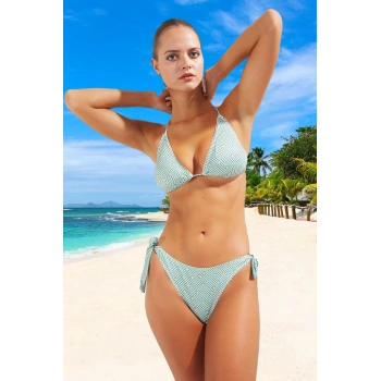 Tasarım Bikini Takımı Ergonomik Kesim Esnek Kumaş Özel Plaj Ve Havuz İçin