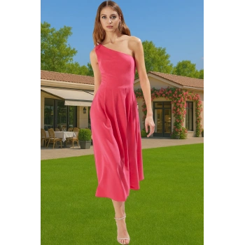 Tek Omuz A Kesim Midi Dokuma Abiye Elbise Konforlu Kesim Kaliteli İşçilik Zarifane Tasarım