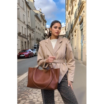 Tokalı Tasarıma Sahip Geniş Hacimli El ve Omuz Kullanımına Uygun Modern Tote Çanta