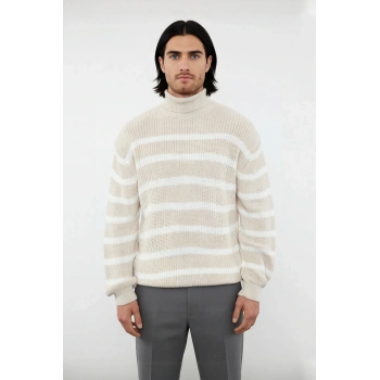 Unisex Oversize Kalın Balıkçı Yaka Çizgili Triko Kazak Kış Günleri İçin Konforlu Şıklık Sunar