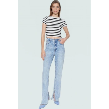 Viskoz Polyester Karışımlı Çizgili Crop Bluz Fitted Kalıp Kısa Kol Rahat Kullanım