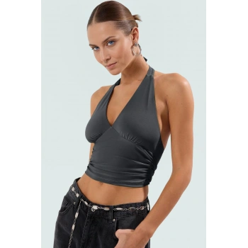 Vücuda Oturan Boyundan Bağlamalı Crop Bluz Polyester Elastan Sandy Dokuma Yüksek Kalite