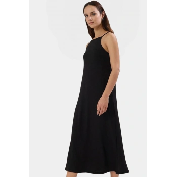 Vücuda Oturan Örme Midi Elbise Halter Yaka Yırtmaçlı Rahat ve Şık