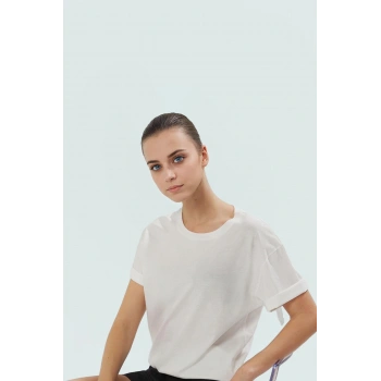 Yazlık %100 Pamuk Regular Bluz Taş Detaylı Fiyonk ile Şıklık Mükemmel Uyum Profesyonel Görünüm