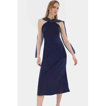 Yazlık A Kesim Maxi Elbise Halter Yaka Puantiyeli Şifon Polyester Kumaş Özenle Seçilmiş