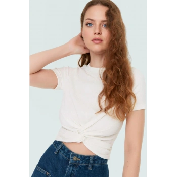 Yazlık Crop Bluz Rahat Şık ve Nefes Alabilir Özenle Seçilmiş Mükemmel Uyum Zarifane Tasarım