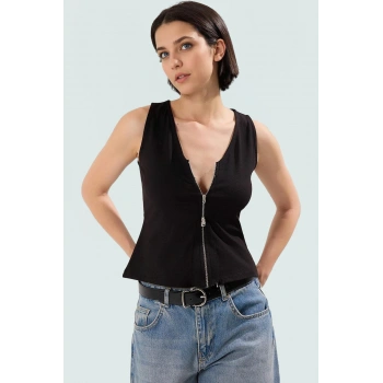 Yazlık Kadın Bluz Fitted Likralı Kolsuz Çift Fermuarlı Özel Tasarım Özenle Seçilmiş