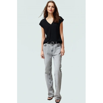 Yazlık Kadın Bluz Viskoz V Yaka Ay Kol Regular Kalıp Yüksek Kalite Özel Tasarım