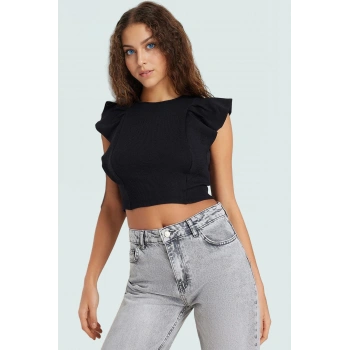 Yazlık Kadın Crop Bluz Pamuklu Örme Kumaş Fırfırlı Kol Detayı Bisiklet Yaka Rahat Ve Şık