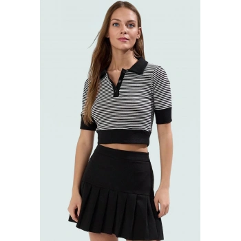 Yazlık Kısa Kollu Crop Bluz Polo Yaka Fitted Rejenere Kaşkorse Kumaş Özel Tasarım