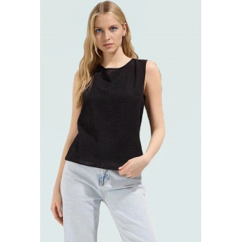 Yazlık Kolsuz Bluz Flamlı Pamuk Dokuma Rahat Günlük Trend Tasarım Mükemmel Uyum