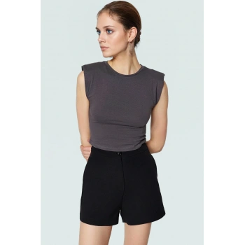Yazlık Kolsuz Crop Bluz Pamuklu Örme Renk Basic Kalıp Özel Tasarım Uzun Ömürlü Şık Görünüm