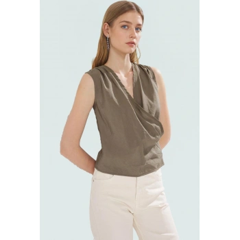 Yazlık Melfi Dokuma Viskoz Bluz V Yaka Regular Kalıp Özenle Seçilmiş Özel Tasarım