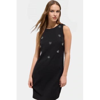 Yazlık Mini Elbise Düz Kesim 50% Polyester Viskoz Mükemmel Uyum Özel Tasarım