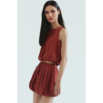 Yazlık Modal Crop Bluz Halter Yaka Melfi Dokuma Günlük Stil Özel Tasarım Şık Görünüm