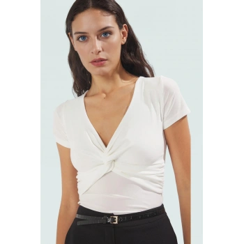 Yazlık Örme Bluz Düğüm Detay V Yaka Fitted Kalıp Rahat Kullanım Premium Kalite