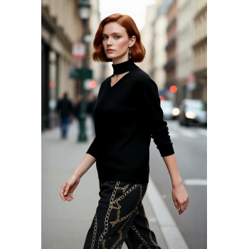 Zarif Kadın Choker Yaka Siyah Regular Triko Kazak Stiliyle Kış ve Sonbahar Şıklığınıza Dokunuş