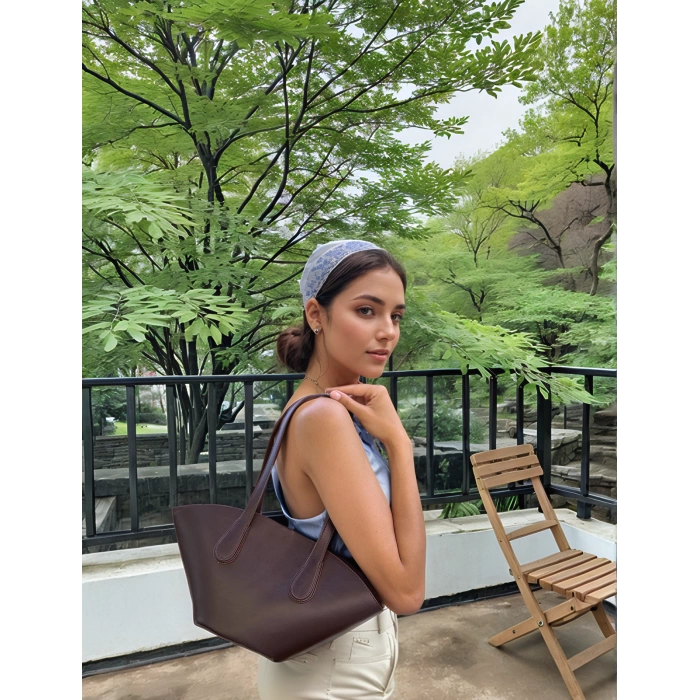 Kadın Şık Bej Suni Deri Shopper Çanta Günlük Ve İş Kullanımı İçin Özenle Seçilmiş Mükemmel Uyum