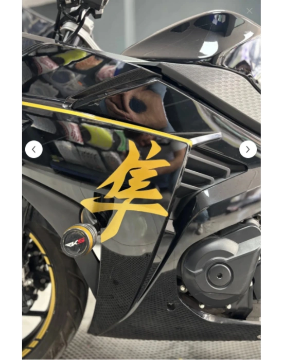 Motor-Araba-Kask için Dekoratif Japonca Yazı Siyah Hayabusa Logo Sticker Etiket 10CM