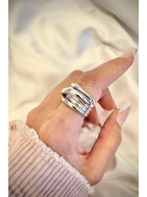 Özel Seri Cilalı İç İçe Geçmiş Çoklu Halka Model Geniş Bombe Tasarım Ayarlanabilir Kadın Yüzük