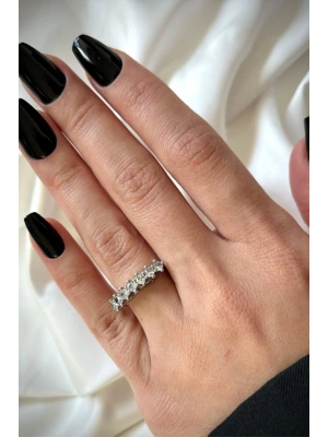 Yeni Sezon 7 Taş Sıra Zirkon Taşlı Tasarım Model Ayarlanabilir Kadın Çelik Yüzük