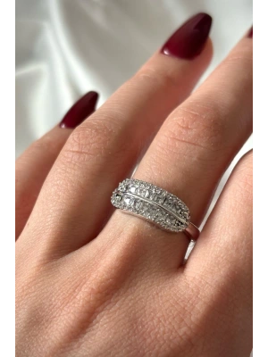 Premium Seri Neo Model Zirkon Taşlı Elips Tasarım Ayarlanabilir Kadın Yüzük