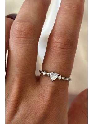 İthal Seri Zarif Zirkon Taşlı Kalp Tasarım Ayarlanabilir Kadın Çelik Yüzük