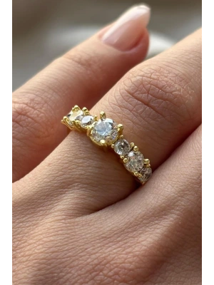 Crown Büyük Küçük Yuvarlak Sıralı Taş Pırlanta Kesim Ayarlanabilir Kadın Yüzük