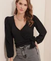 0441 Anvelop Örme Bluz - Siyah