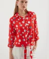 20243 Önü Bağlamalı Desenli Gömlek  Kırmızı