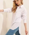 3952 Arkası Düğmeli Boyfriend Gömlek - Beyaz