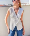 916 Düğme Detaylı Örme Yelek  Beyaz