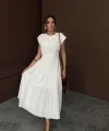 Beyaz Büzgü Detaylı Keten Elbise