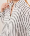 Çift Çizgi Geçişli Düğmeli Gri Gömlek