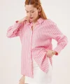 Çift Çizgi Geçişli Düğmeli Pembe Gömlek