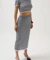 Çizgili Midi Dokulu Etek
