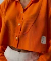 CROP GÖMLEK BEYAZ YAKA VE ETİKET DETAYLI - Orange