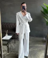 Ekru Beli Kuşaklı Ceket Ve Pantolon Parlak Takım