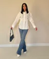 Ekru Düğme Detaylı Gömlek