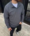 Erkek Fitilli Polar Sweatshirt – Düğmesiz Polo Yaka, Oversize Rahat Kalıp, Kalın Polar Kumaş, Kışlık ve Baharlık Şık Günlük Üst - Füme