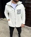 Erkek Polar Fermuarlı Sweatshirt – Kapüşonsuz, Cepli, Yumuşak Dokulu, Oversize Rahat Kalıp, Kışlık Sıcak Tutan Fermuarlı Üst - Beyaz