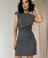 Gri Yanı Büzgülü Sıfır Kol Elbise