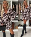 Kadın alaş Kol Kruvaze Yaka Zebra Desen şort Tulum