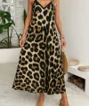 Kadın Ip Askılı Geniş V Yakalı Leopar Desenli Süprem Elbise