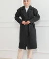 Kadın Kaşe Kaban – Uzun Boy 115 cm Kruvaze Yaka Kuşaklı Astarlı Kışlık Tesettür Kaban, Yünlü Dokuma Kaşmir Kumaş, Cepli Oversize Rahat Kalıp Şık Modern Kaban Mont Modeli (Günlük ve Özel Gün Kombinlerine Uygun) - Siyah